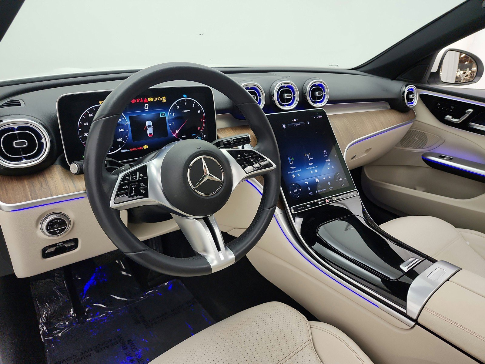 Used 2023 Mercedes-Benz C 300 Sedan image 12