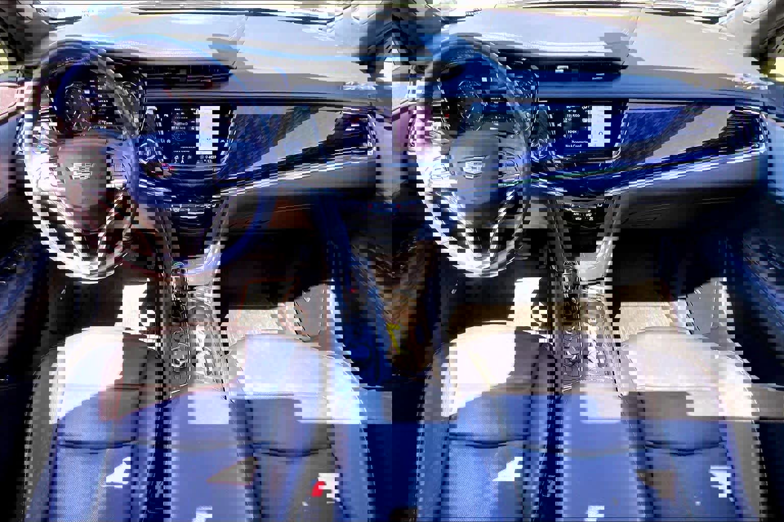 Used 2020 Cadillac XT6 Premium Luxury image 16