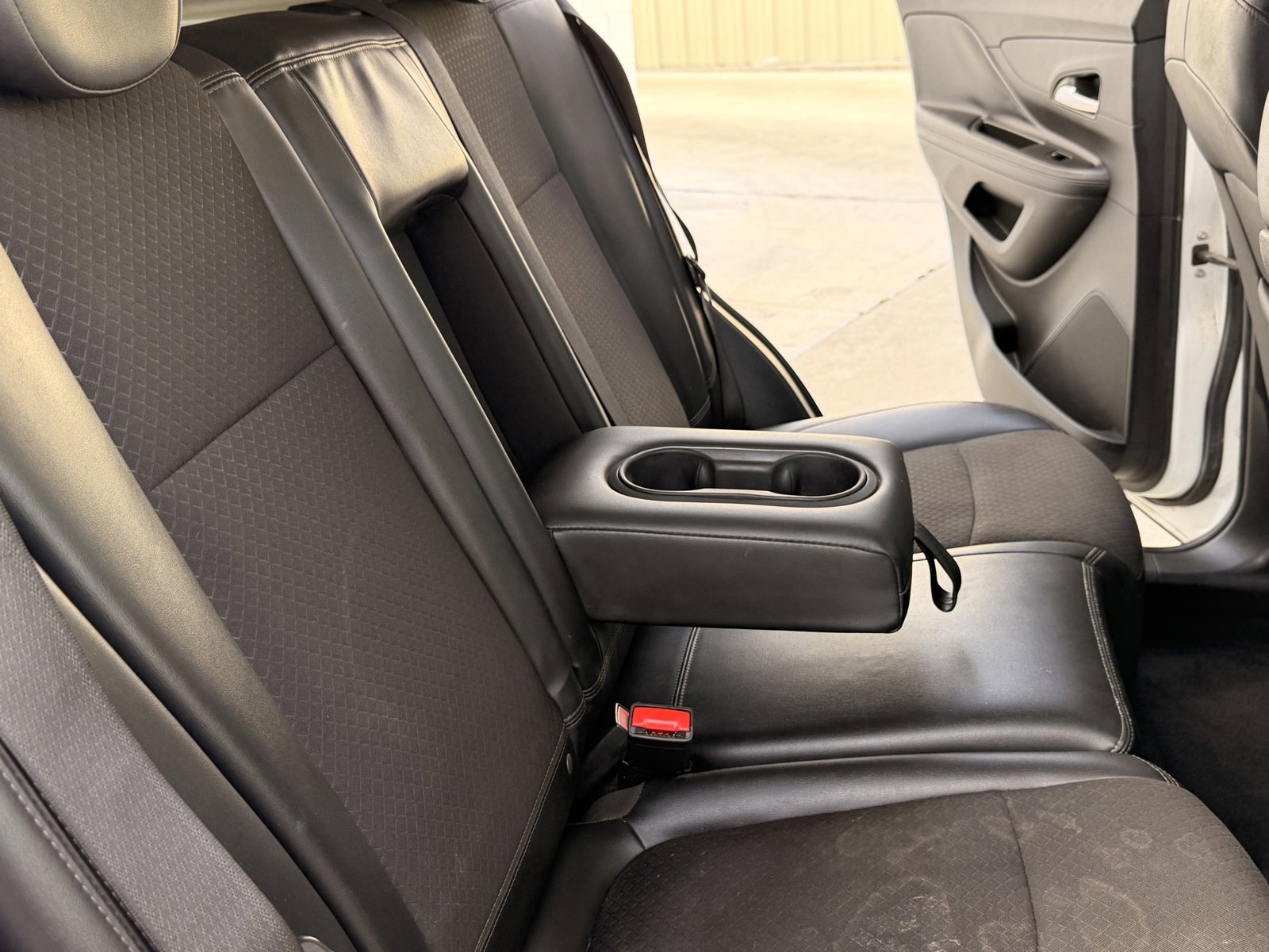 Used 2020 Buick Encore Preferred FWD image 25