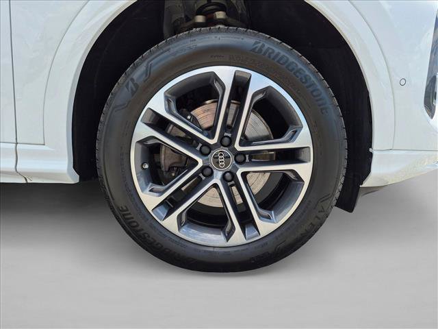 Certified 2025 Audi Q5 Premium w/ Convenience Package AWD/4WD image 25