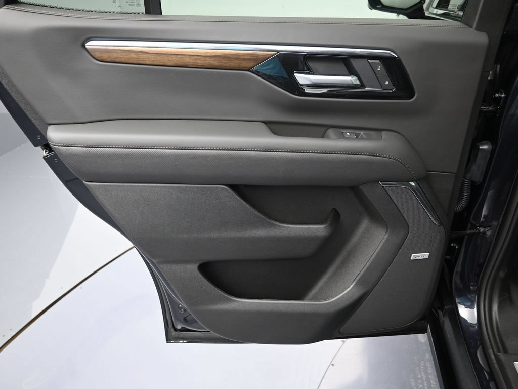New 2026 Chevrolet Tahoe High Country RWD image 22