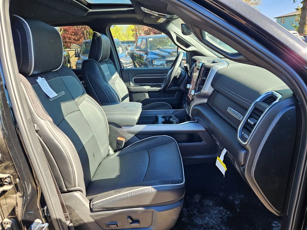 New 2026 RAM 2500 Laramie w/ Night Edition AWD/4WD image 16
