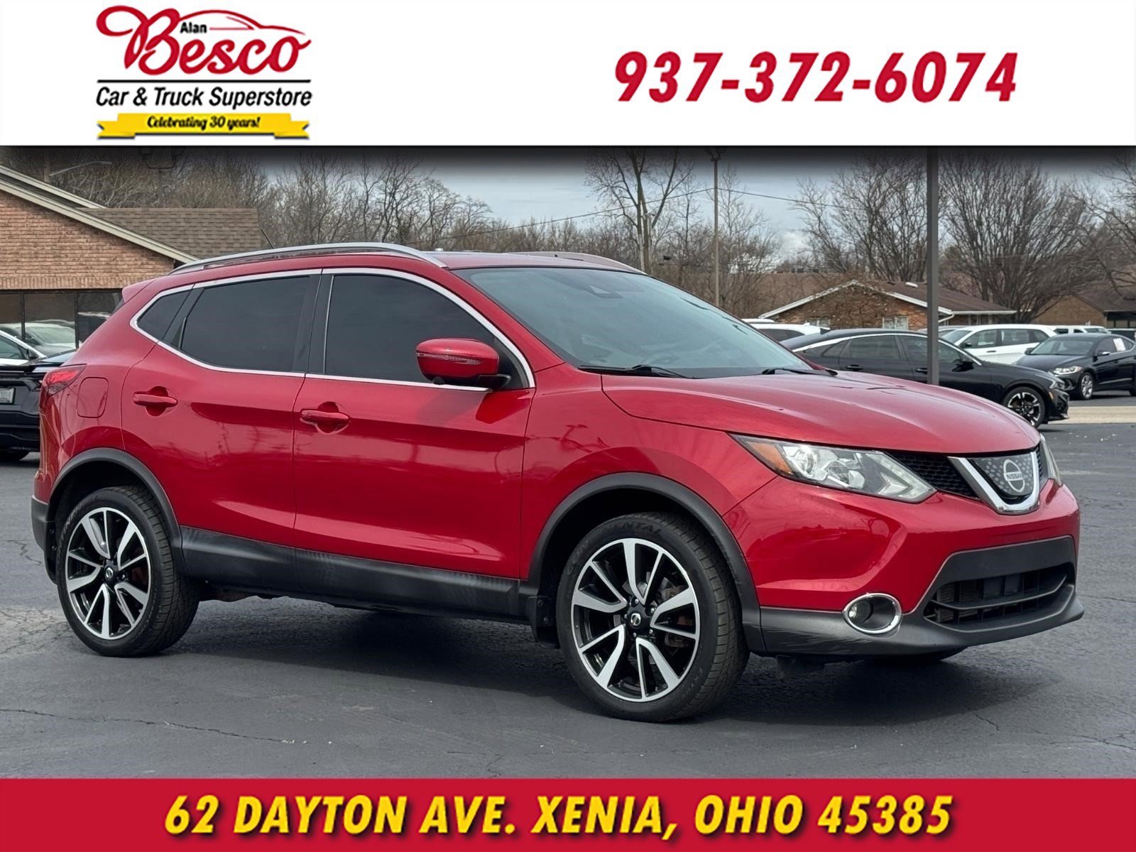 Used 2018 Nissan Rogue Sport SL w/ SL Premium Package image 1
