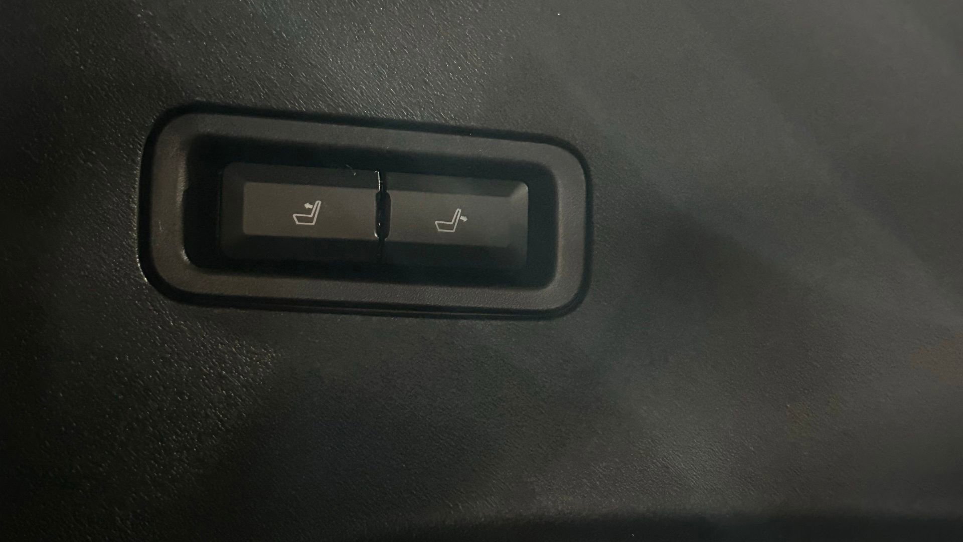 New 2026 Lincoln Navigator L Reserve AWD/4WD image 70