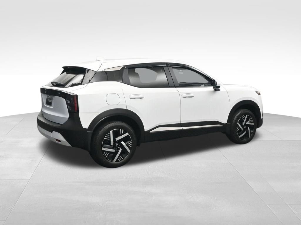 Used 2025 Nissan Kicks SV FWD image 5