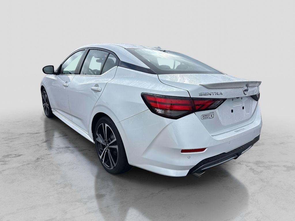 Used 2023 Nissan Sentra SR image 3
