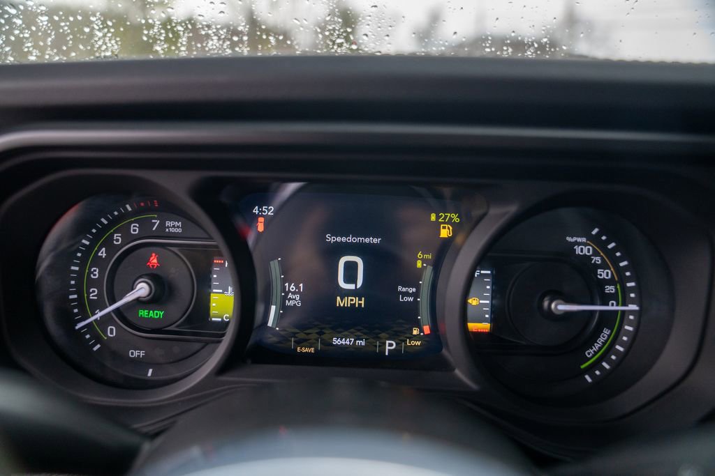 Used 2024 Jeep Wrangler Unlimited Sahara w/ Safety Group image 21