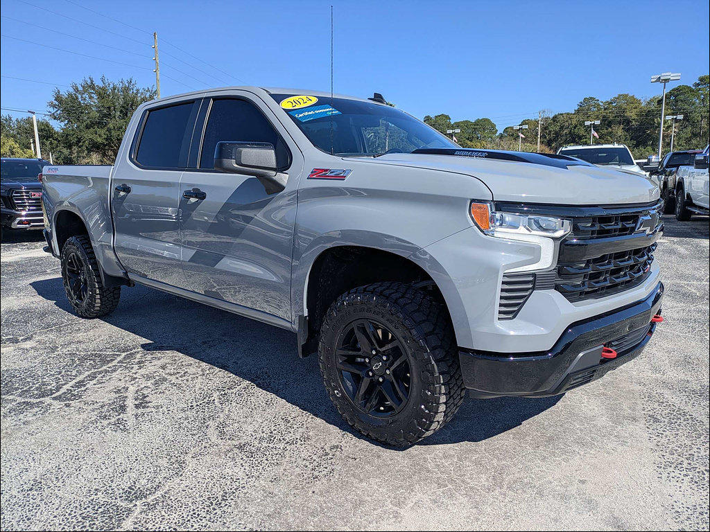 Used 2024 Chevrolet Silverado 1500 LT Trail Boss w/ Protection Package AWD/4WD image 5