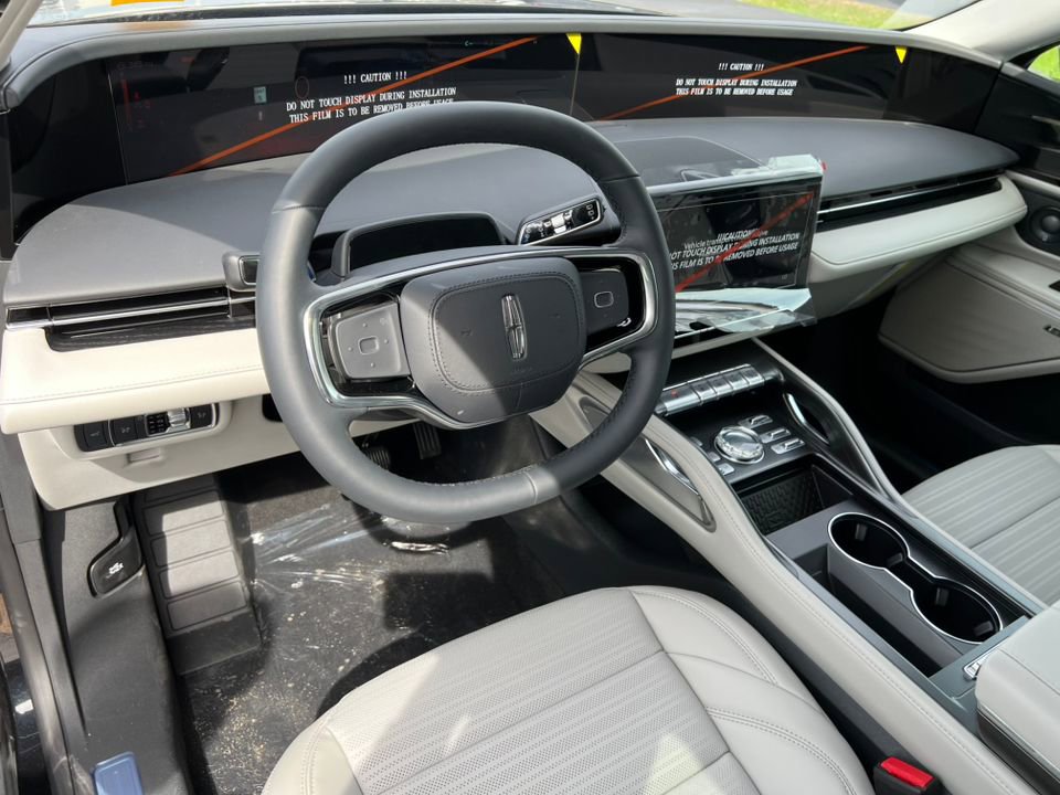 New 2026 Lincoln Nautilus Reserve w/ Jet Appearance Package AWD/4WD image 16