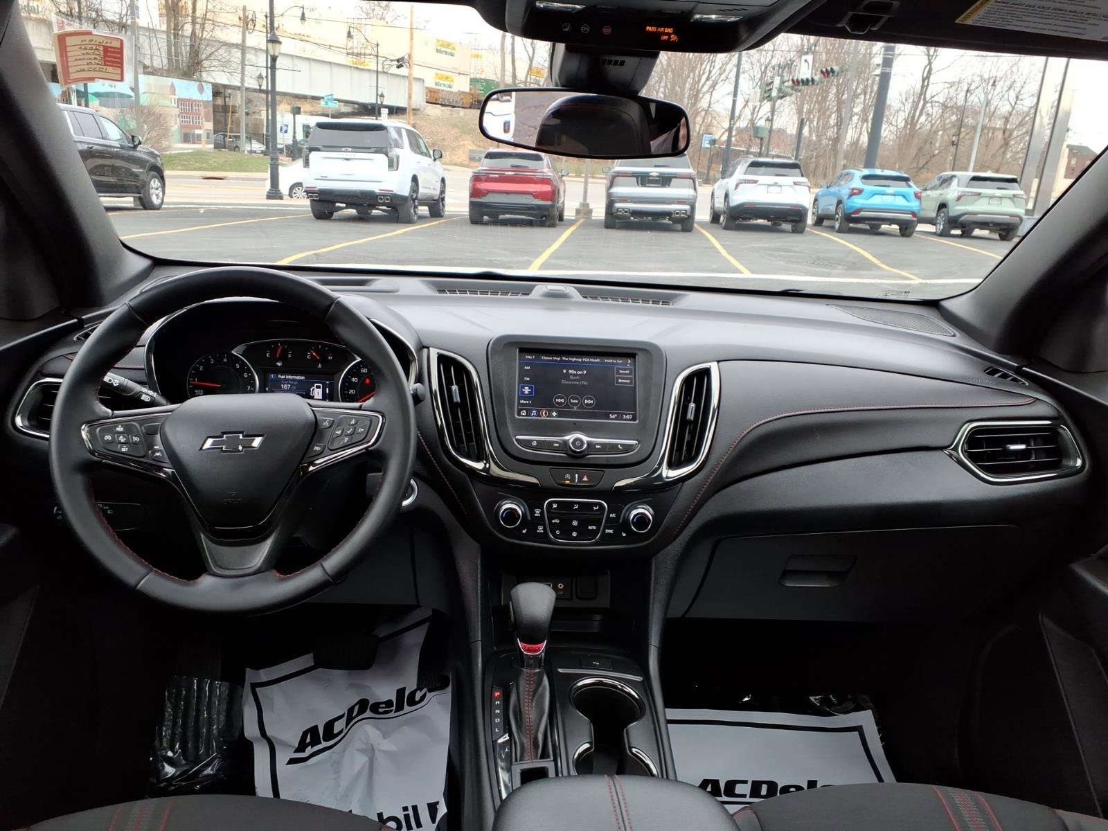 Used 2023 Chevrolet Equinox RS image 15