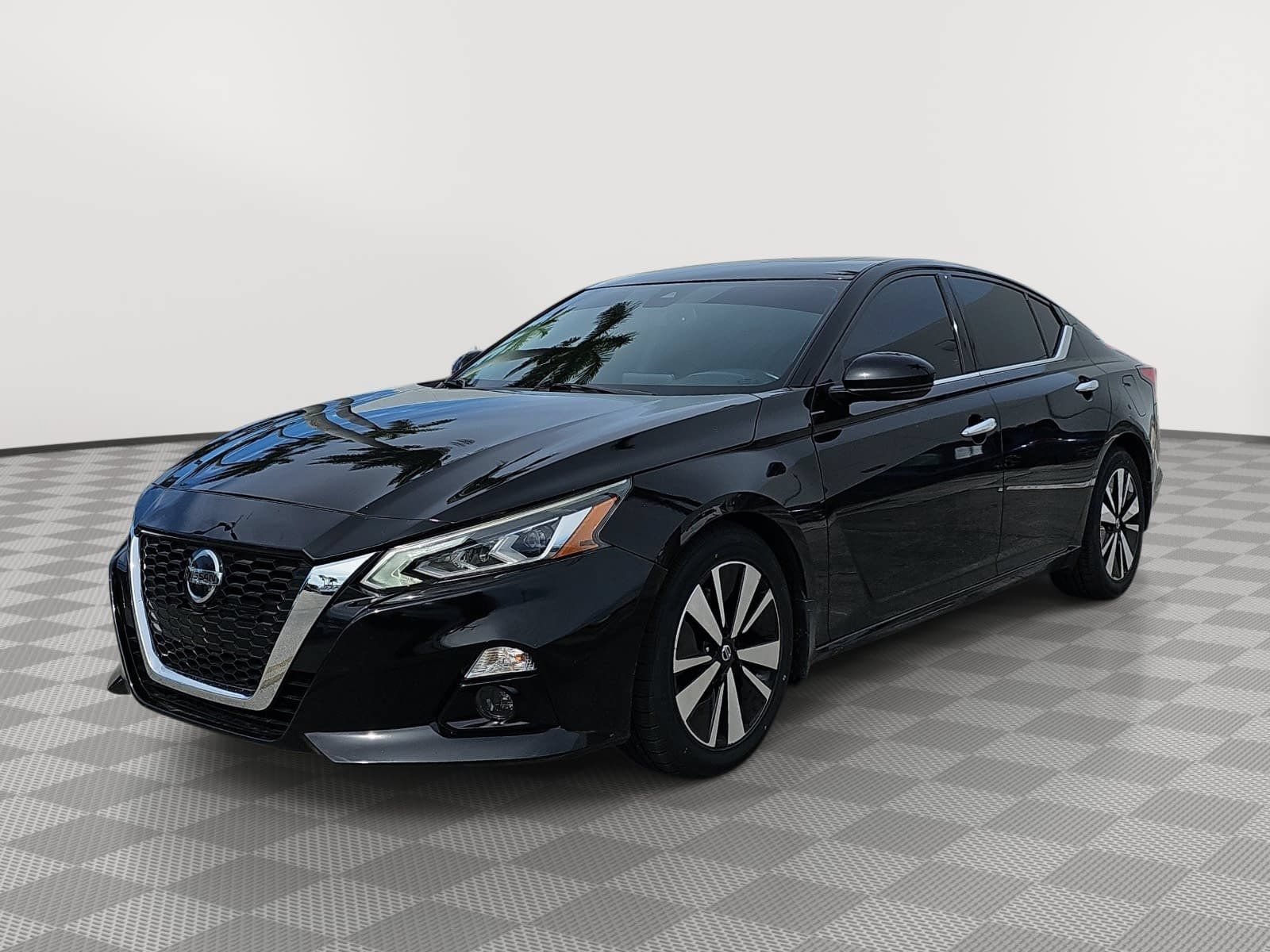 Used 2020 Nissan Altima 2.5 SV FWD image 4