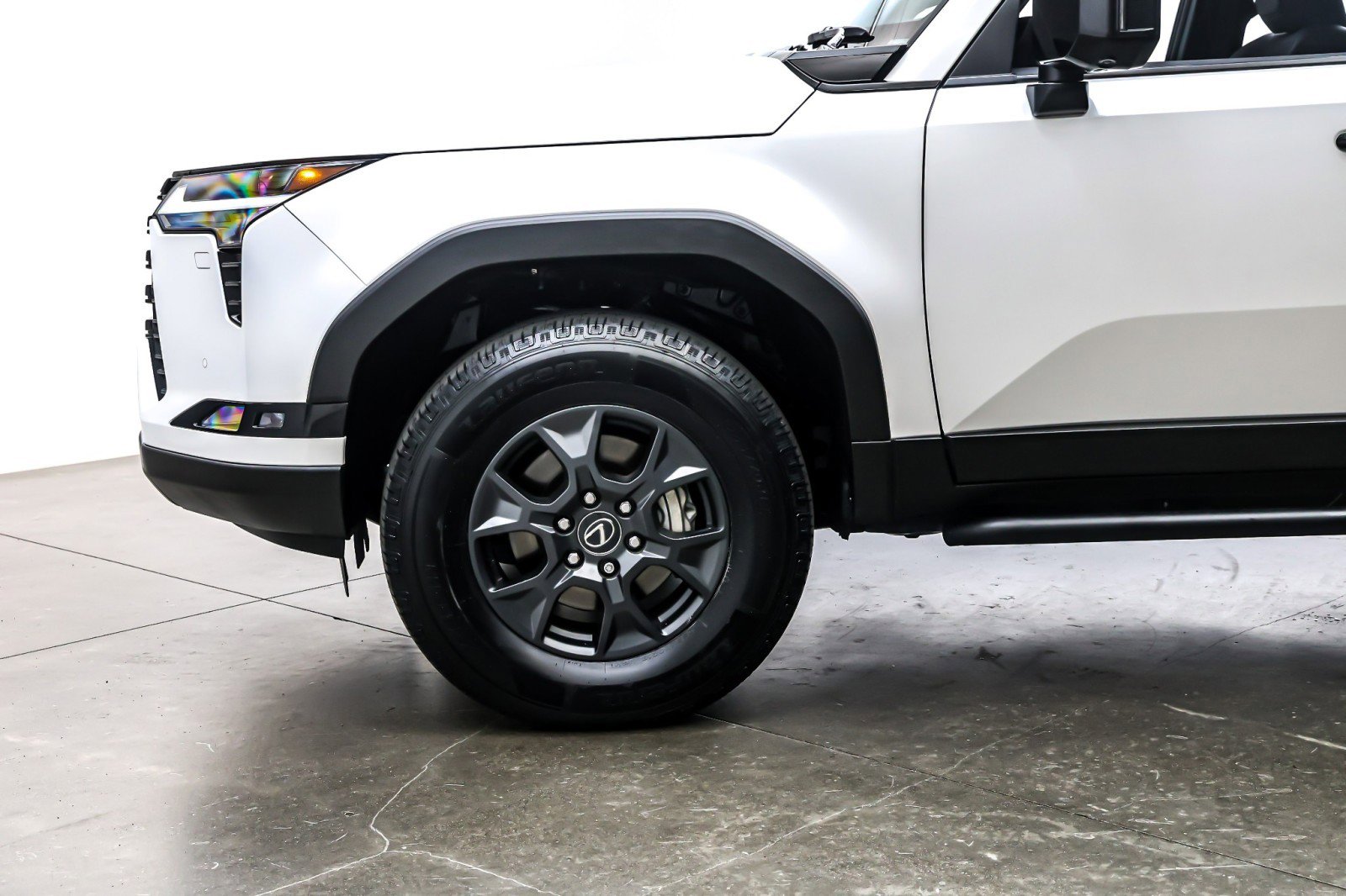 Used 2024 Lexus GX 550 image 11