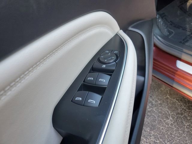 Used 2019 Buick Regal Avenir w/ Driver Confidence Package II FWD image 17