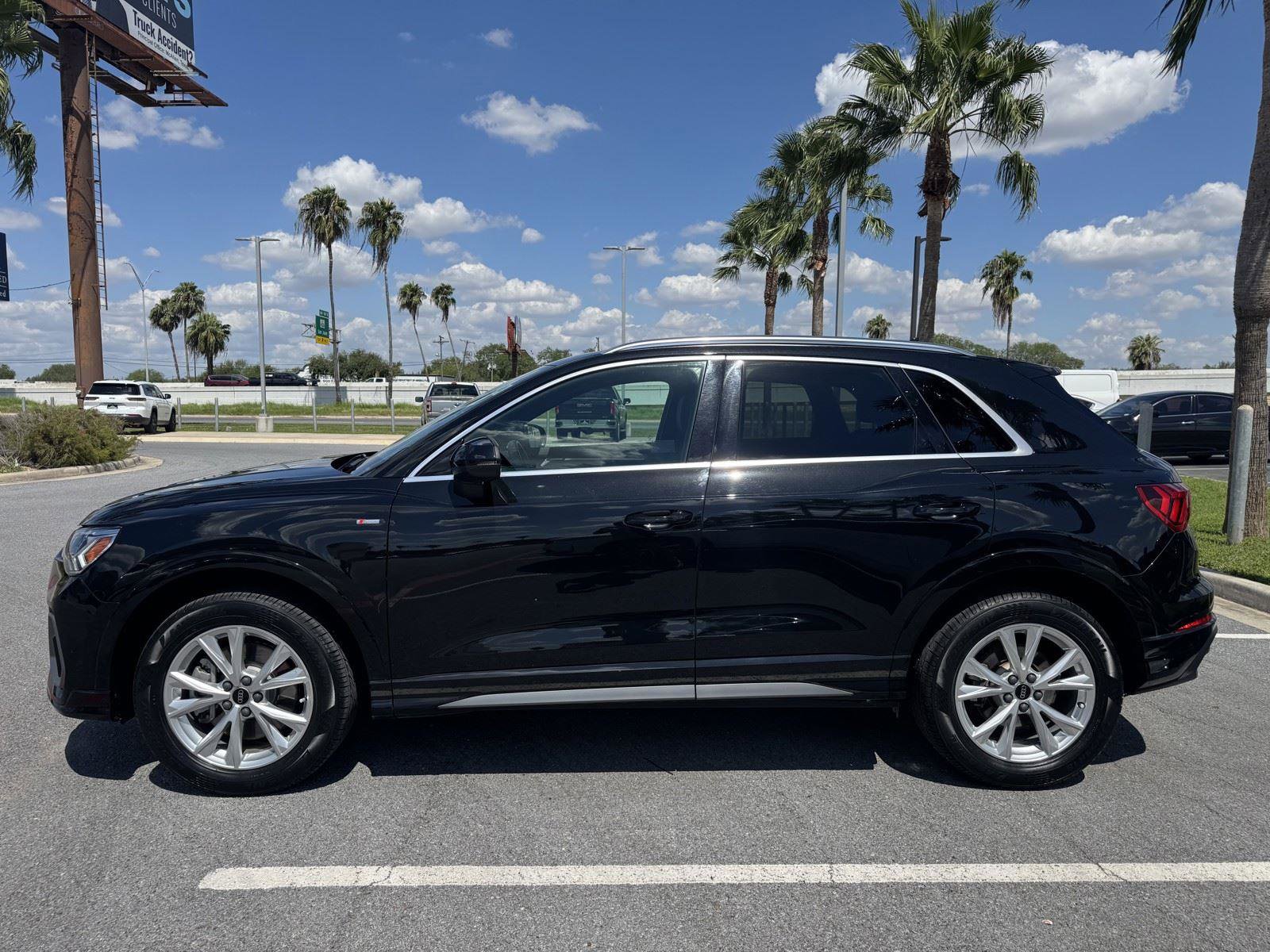 Used 2024 Audi Q3 2.0T Premium image 18