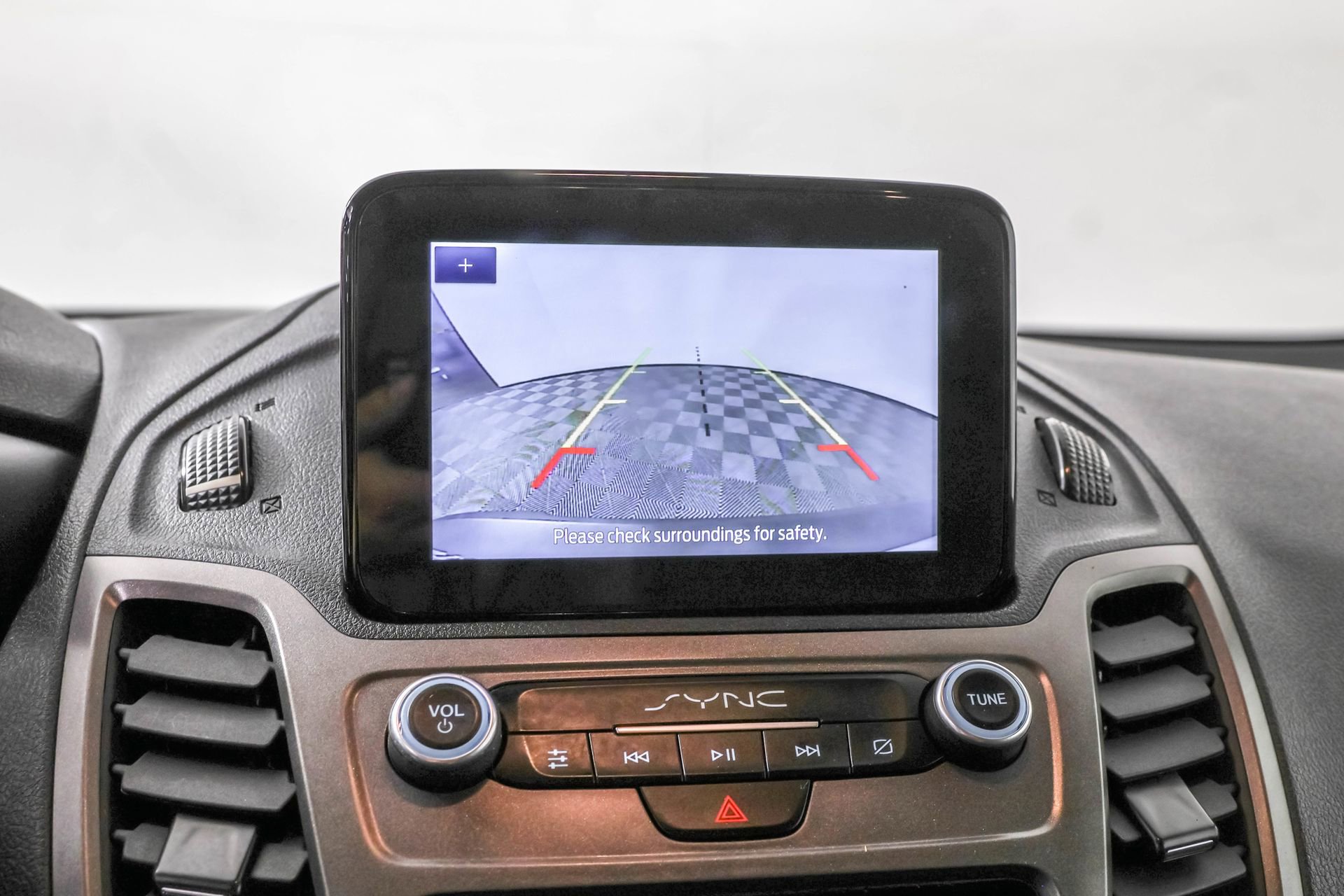 Used 2022 Ford Transit Connect XLT image 8