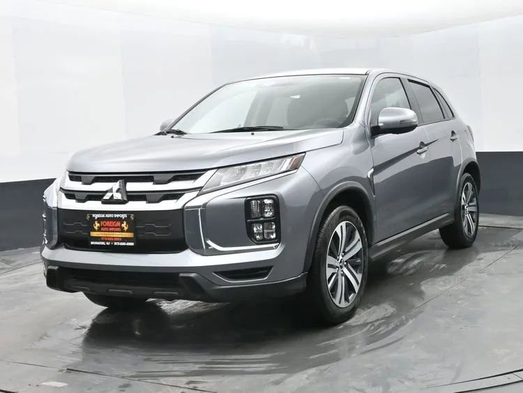 Used 2025 Mitsubishi Outlander Sport SE