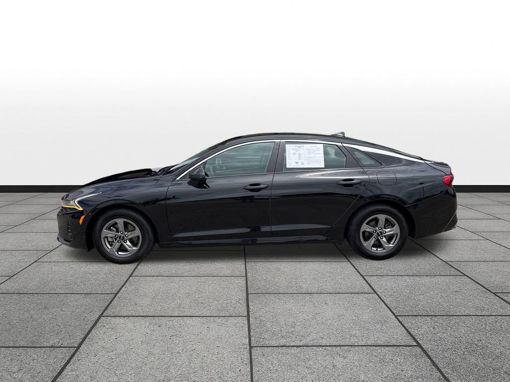 Used 2022 Kia K5 LXS FWD image 2
