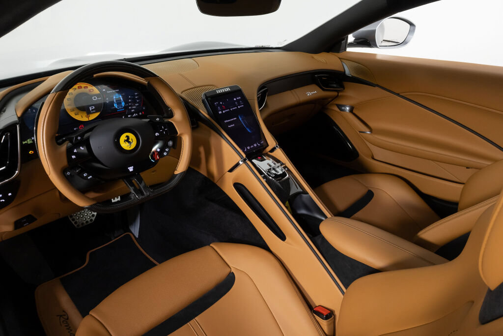 Used 2024 Ferrari Roma RWD image 36