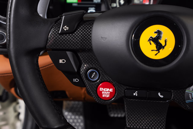 Used 2018 Ferrari GTC4Lusso AWD/4WD image 42