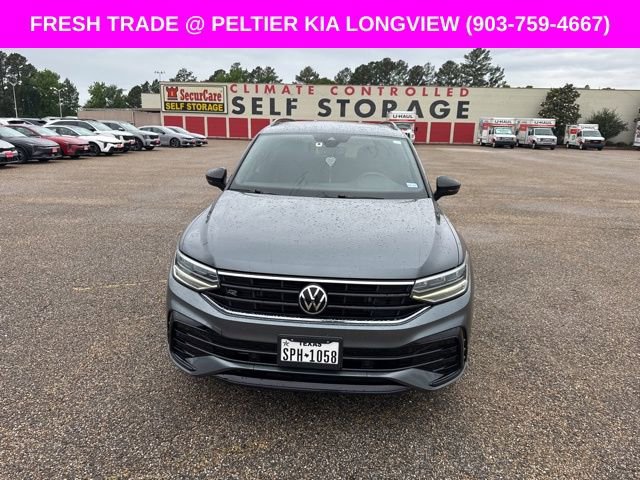 Used 2023 Volkswagen Tiguan SE R-Line FWD image 2