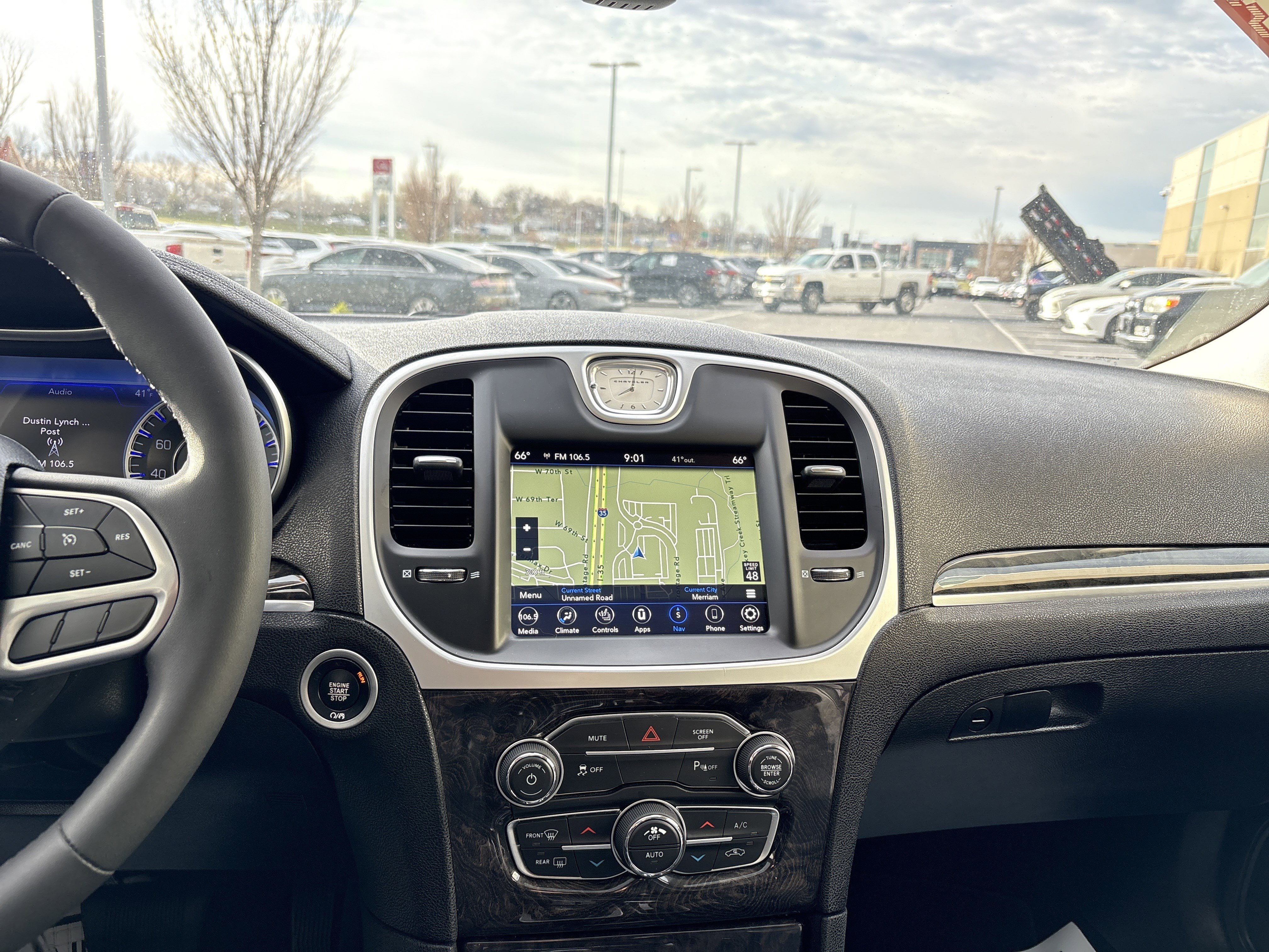 Used 2023 Chrysler 300 Touring L w/ Popular Equipment Group image 29