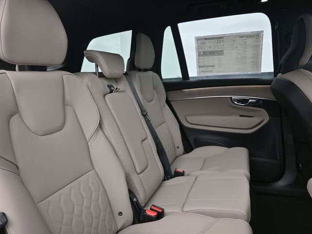New 2026 Volvo XC90 B6 Plus w/ Protection Package Premier image 34