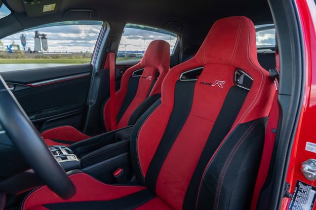 Used 2019 Honda Civic Type R image 15