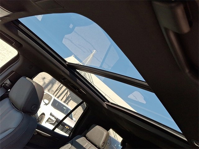 Used 2026 Chevrolet Tahoe RST w/ Advanced Technology Package image 7