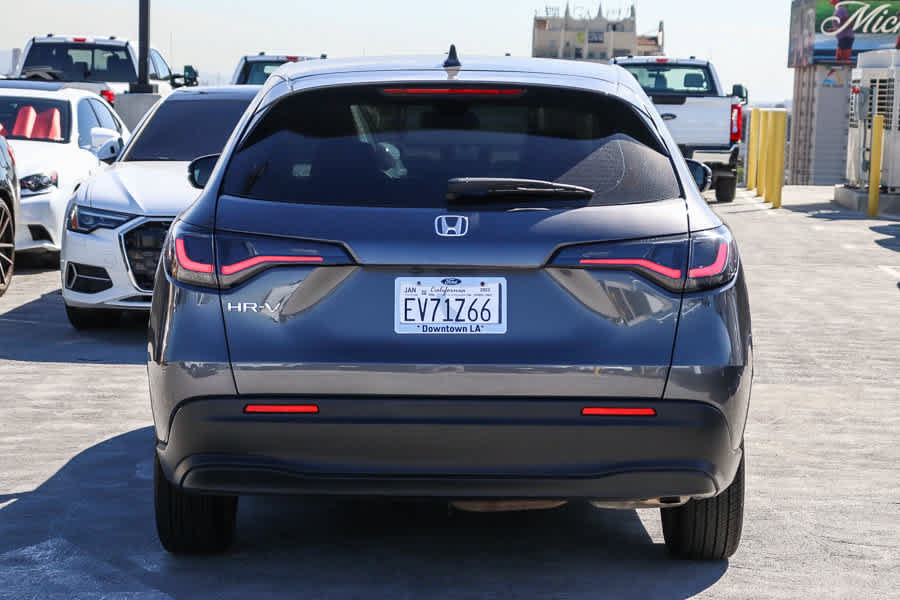 Used 2023 Honda HR-V LX image 5