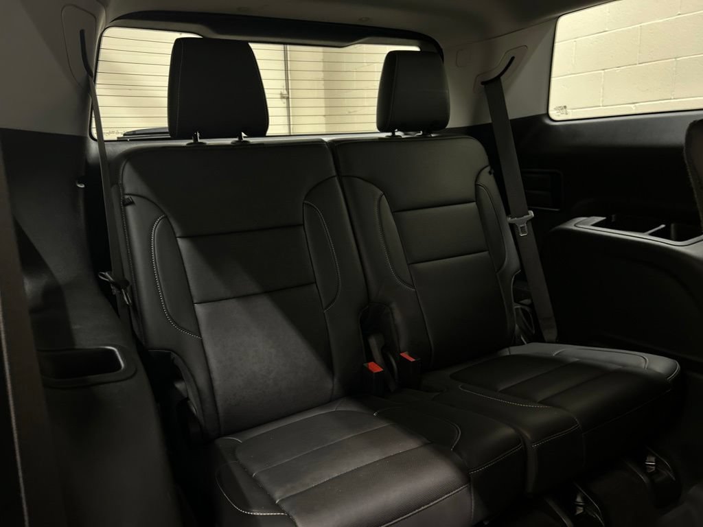 Used 2023 GMC Acadia SLT w/ Elevation Edition FWD image 10