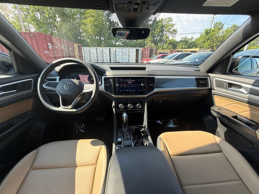 Used 2021 Volkswagen Atlas Cross Sport SEL AWD/4WD image 25