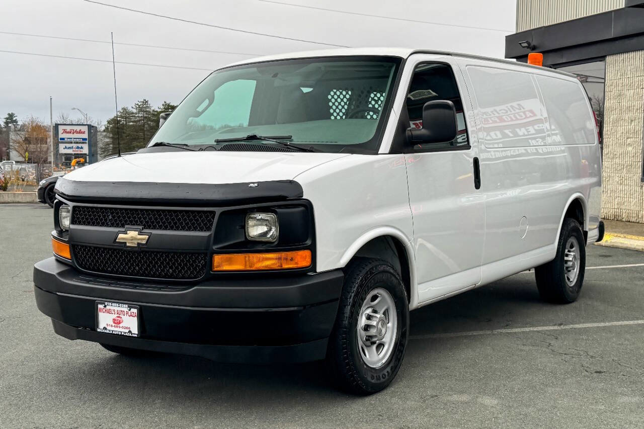 Used 2017 Chevrolet Express 2500 image 8