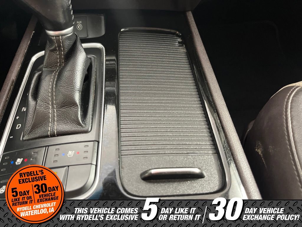 Used 2015 Kia Sedona SX Limited FWD image 36