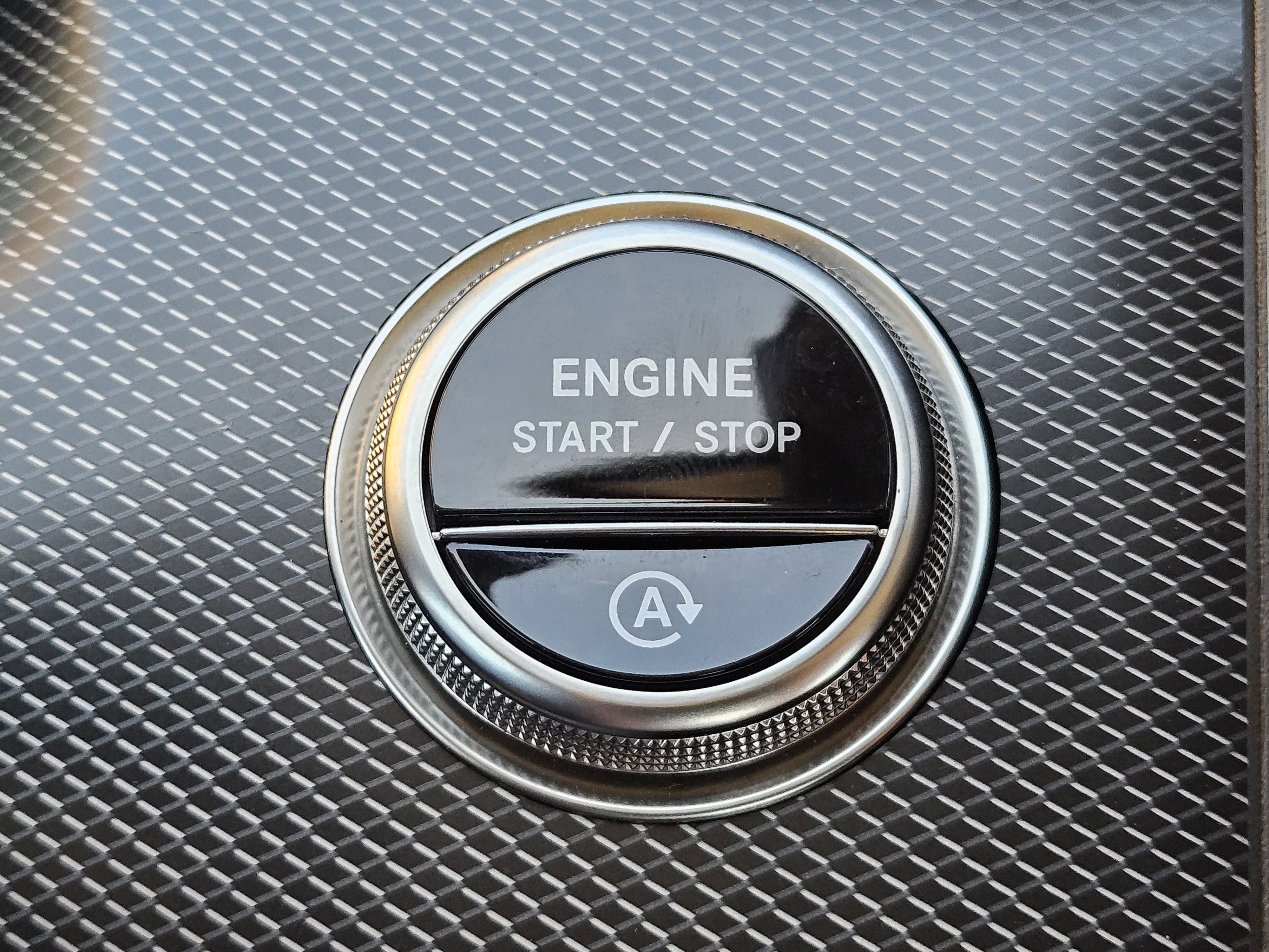 Certified 2025 Mercedes-Benz C 300 4MATIC Sedan image 22