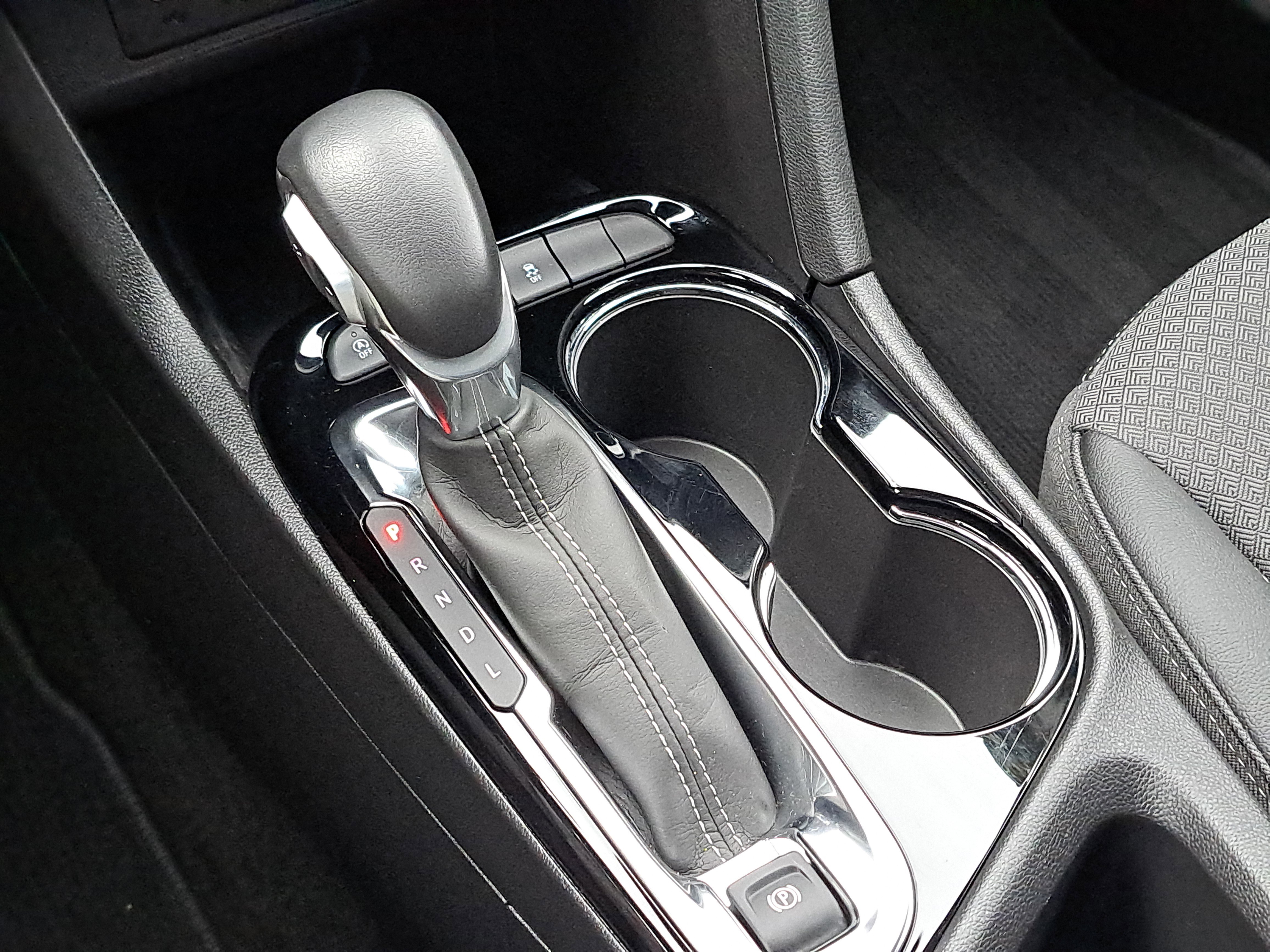 Used 2023 Buick Encore GX Preferred w/ Cold Weather Comfort Package image 21