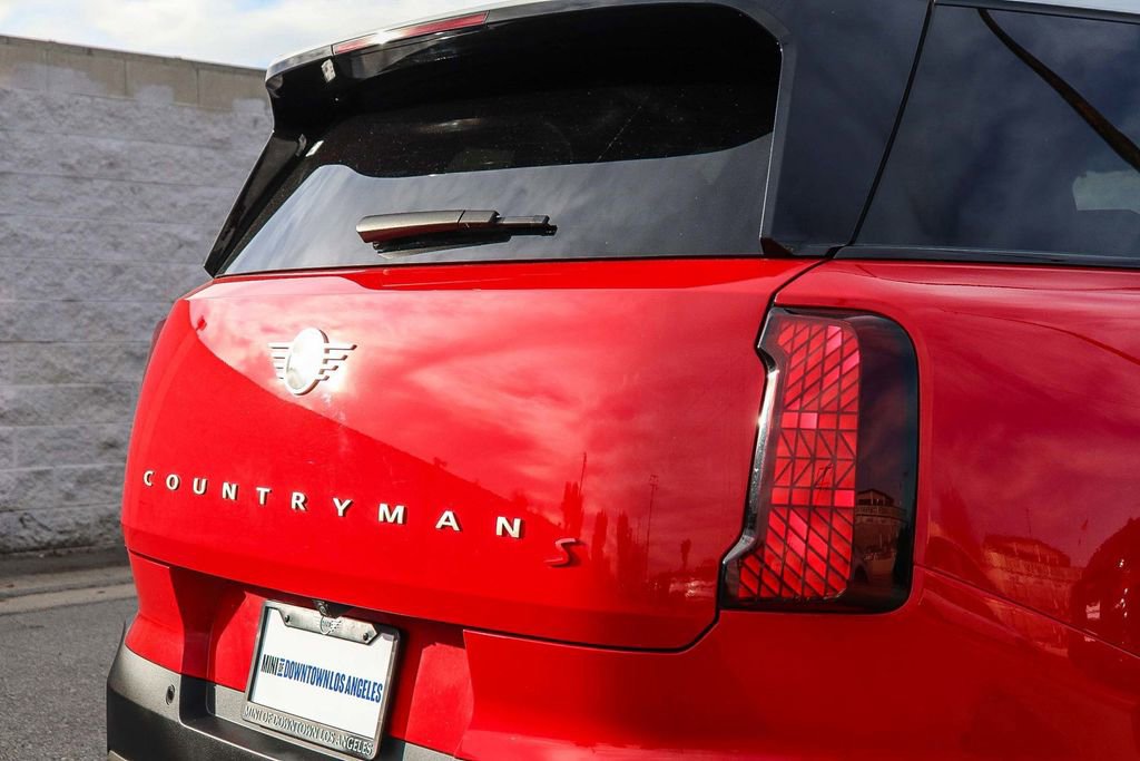 Used 2025 MINI Cooper Countryman S w/ Comfort Package Max image 10