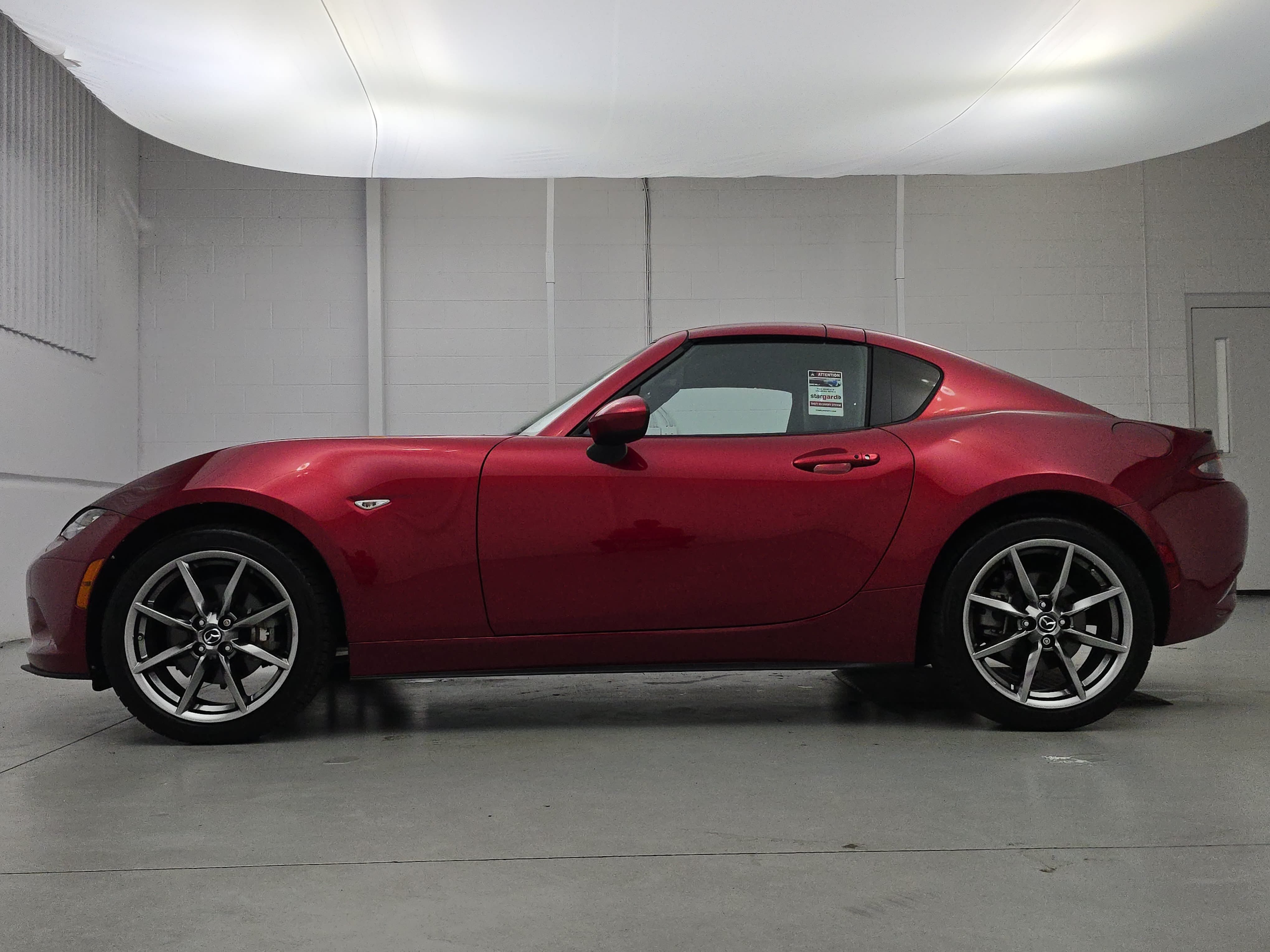 Used 2023 MAZDA MX-5 Miata Grand Touring RWD image 2
