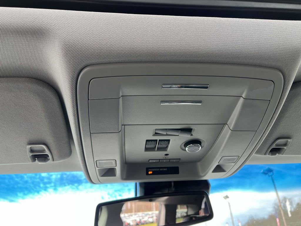 Used 2018 Chevrolet Tahoe Premier image 14