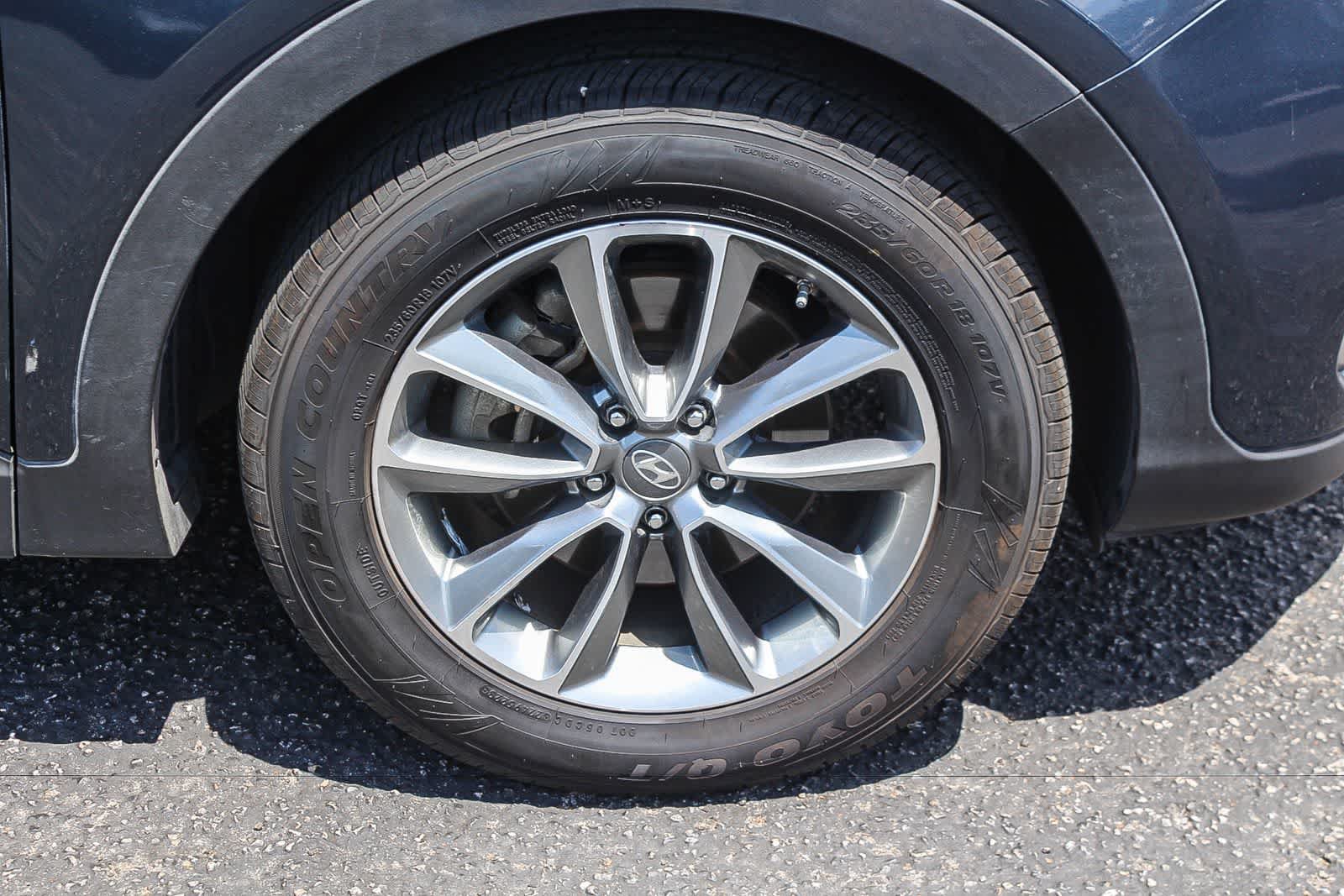 Used 2019 Hyundai Santa Fe XL SE FWD image 12