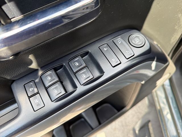 Used 2017 Chevrolet Silverado 1500 LT w/ All Star Edition AWD/4WD image 17