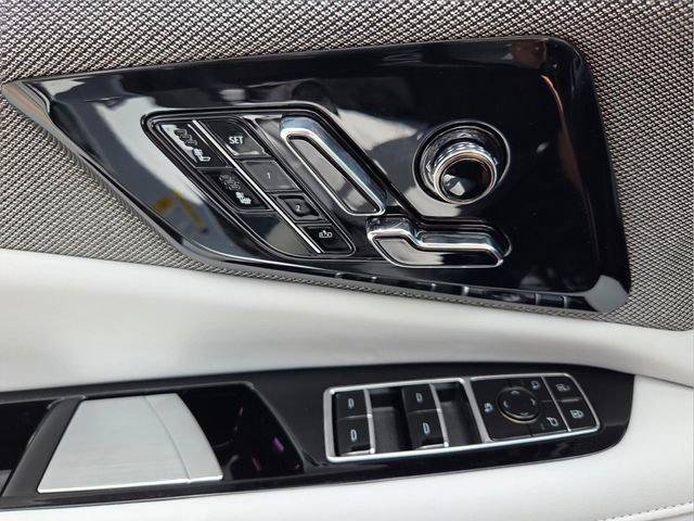 New 2027 Cadillac Optiq Luxury AWD/4WD image 25