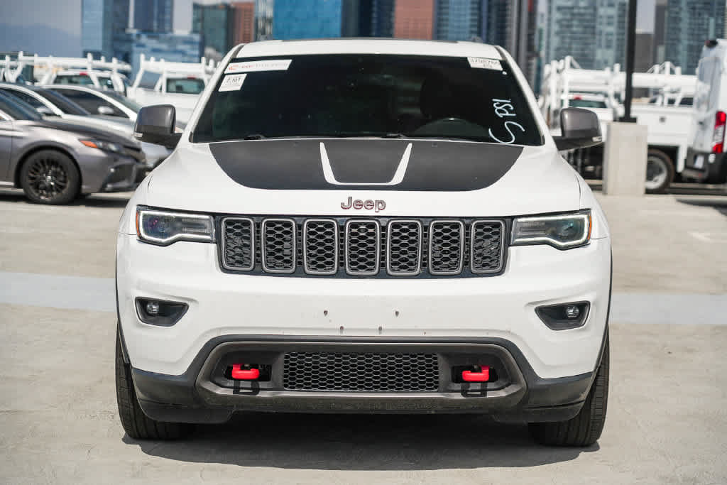 Used 2018 Jeep Grand Cherokee Trailhawk w/ Trailhawk Luxury Group AWD/4WD image 4