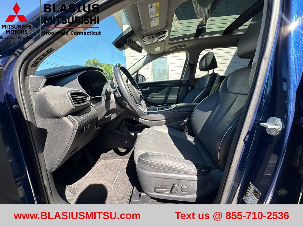 Used 2021 Hyundai Santa Fe SEL w/ Convenience + Premium Package AWD/4WD image 17