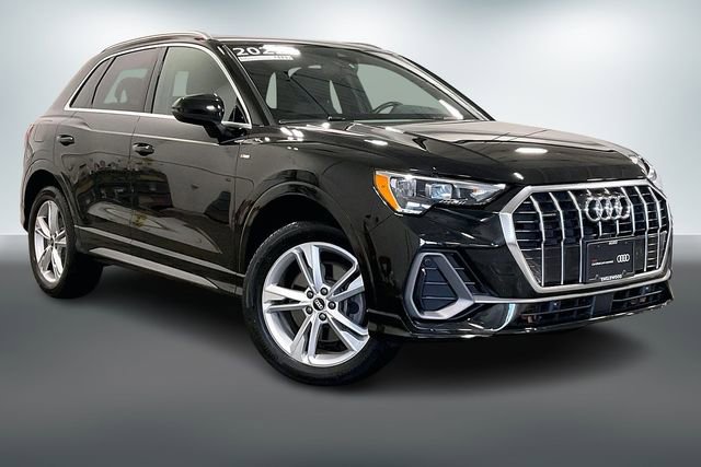 Certified 2022 Audi Q3 2.0T Premium w/ Convenience Package image 1