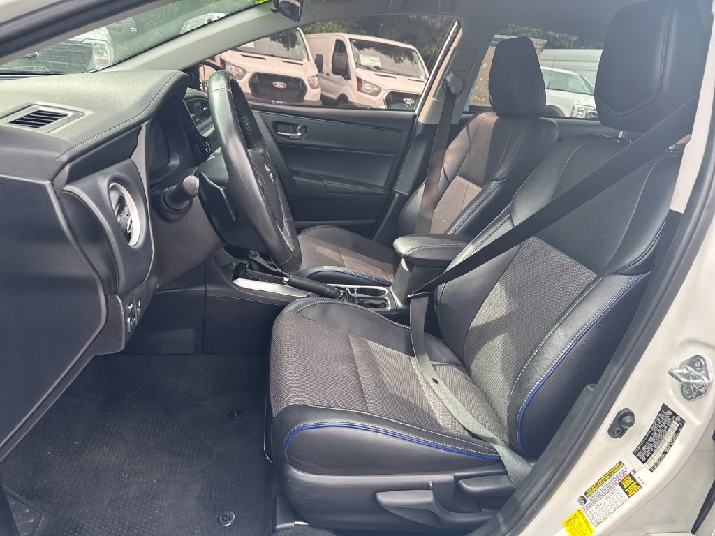 Used 2017 Toyota Corolla SE FWD image 10