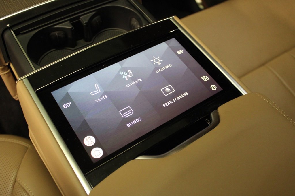 Used 2024 Land Rover Range Rover Long Wheelbase Autobiography image 42