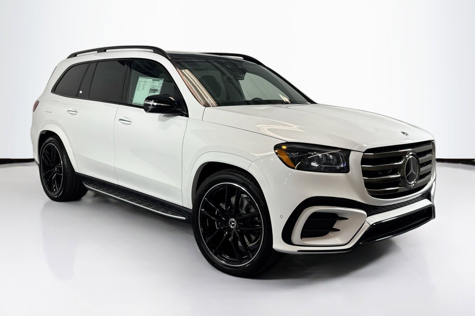 New 2026 Mercedes-Benz GLS 580 4MATIC image 3