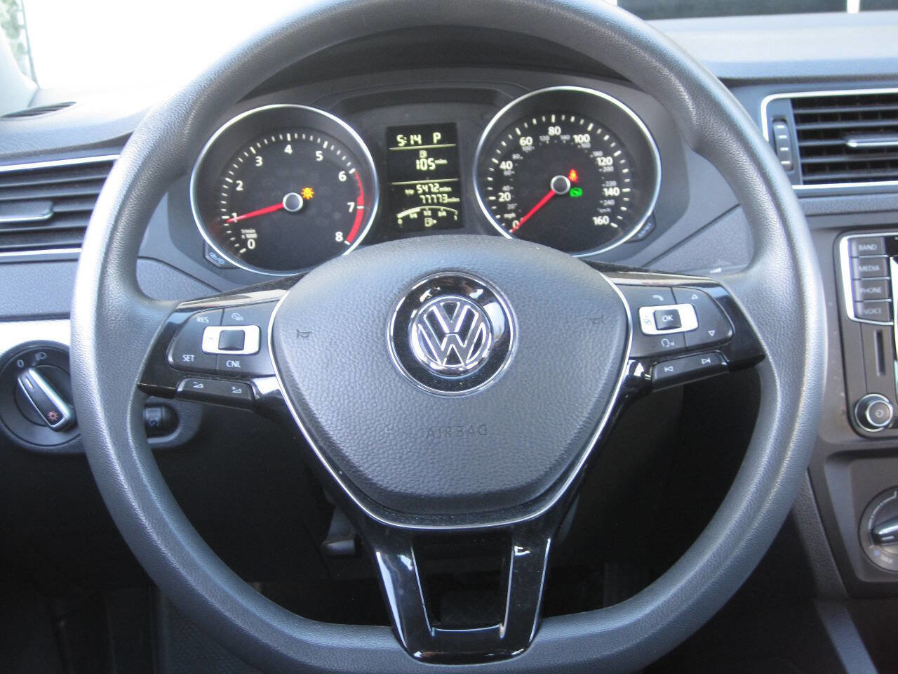 Used 2016 Volkswagen Jetta SE image 29