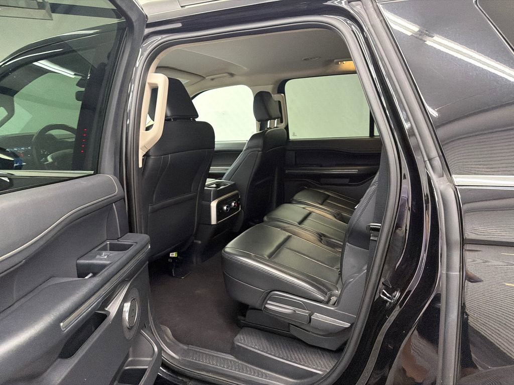 Used 2024 Ford Expedition Max XLT AWD/4WD image 23