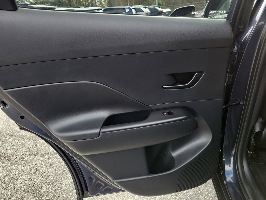 Certified 2025 Hyundai Kona SEL image 10